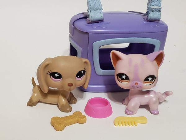 LIKE NEW Littlest Pet Shop Gift Set Dachshund Shorthair Cat 932 933 with Random Accessories Set  Authentic LPS JAN06J