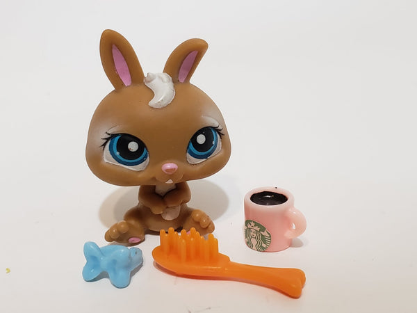 Littlest Pet Shop Dwarf Bunny 220 w Random Accessory Set Authentic DEC04J