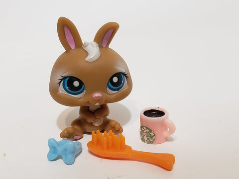 Littlest Pet Shop Dwarf Bunny 220 w Random Accessory Set Authentic DEC04J