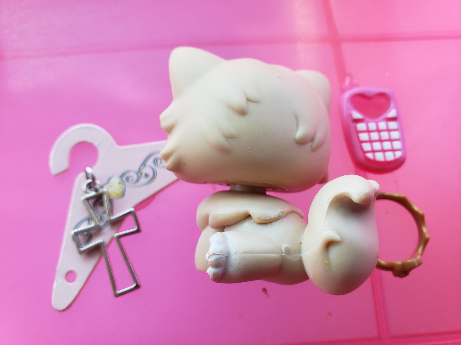 Littlest Pet Shop Happy Cat Persian Cat 129 w Accessory Set Authentic ...