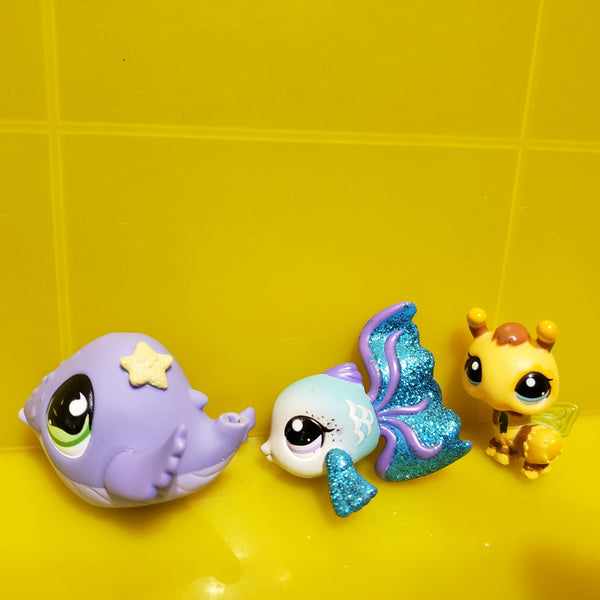 Littlest Pet Shop Lot of 3 Blemished Pets Whale Fish Bee Pets Authentic Comes As Shown NOV10J