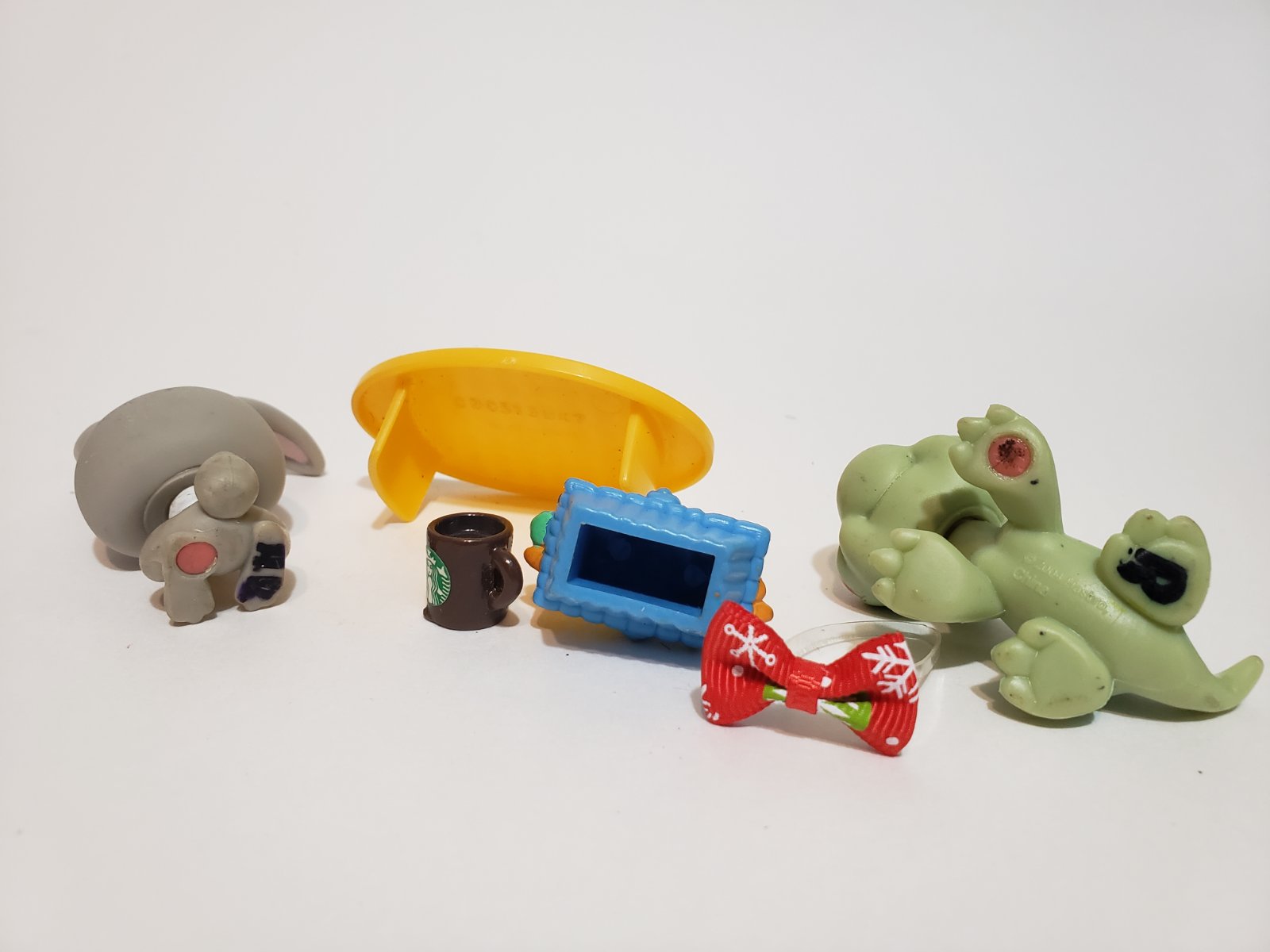 Littlest Pet Shop Picnic Buddies Bunny Iguana w Accessory Set Authentic ...