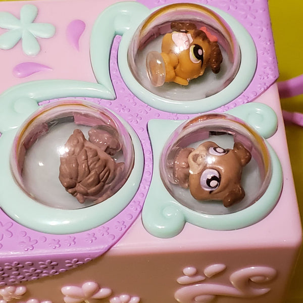 Littlest Pet Shop Tiniest Teeniest Playset House Compact with 3 Pets Teensies Set Authentic SEE VIDEO NOV12J