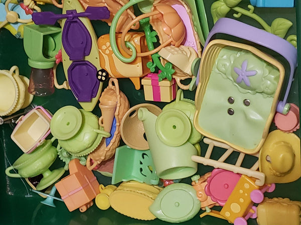 Littlest Pet Shop Lot 4 Random Pcs Green Yellow LPS Accessories Authentic