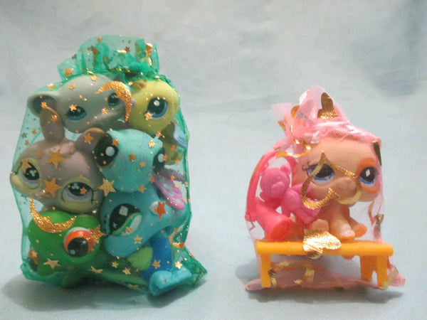 Littlest Pet shop Random LOT 10 Pcs (6 +1 Dog or Cat +3 Accessories) + GIFT BAGS SEE VIDEO
