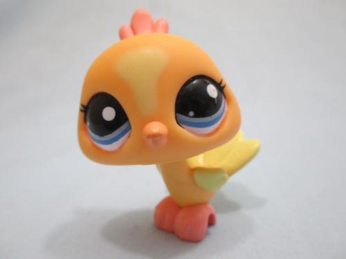 LIKE NEW Littlest Pet Shop 1893 Peacock Light Orange and Yellow Blue Eyes Authentic NOV17J