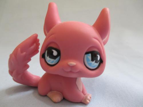 Littlest Pet Shop 599 Pink Chinchilla with Blue Eyes Authentic Lps DEC15J