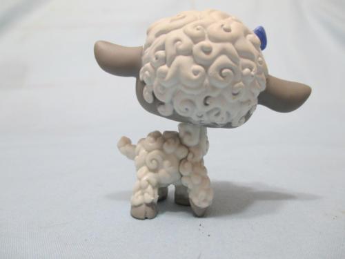 Littlest Pet Shop  Sheep Lamb White Grey Flower Eyes Farm Pet 549 Authentic Lps Dec10n