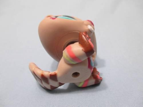 LIKE NEW Littlest Pet Shop Beaver Postcard Pet Gray Designs 2134 Authentic Lps Dec8n