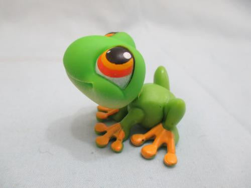 LIKE NEW Littlest Pet Shop GREEN FROG 50 Orange Eyes Hasbro LPS Authentic AUG16K