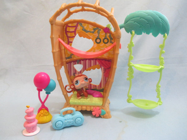 Littlest Pet Shop RANDOM LOT 5pcs (1 Playset + 3 Accessories + 1 LPS) GIFT SET SEE VIDEO