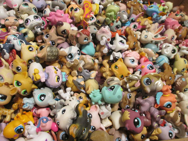 Littlest Pet Shop Lot 12 Random Blemished Damaged LPS Pets Figures Authentic SEE VIDEO