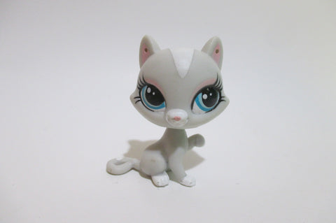 LIKE NEW Littlest Pet Shop Getting Glamorous Hisako Matson Kitty Cat 3685 Authentic LPS Nov13ni