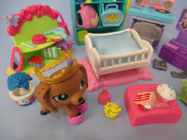 Littlest Pet Shop Lot of 10 Random Lps Compatible Bedroom Accessories