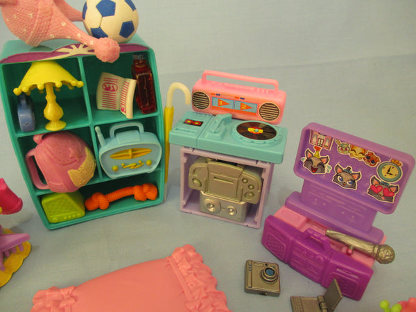 Littlest Pet Shop Lot of 10 Random Lps Compatible Bedroom Accessories