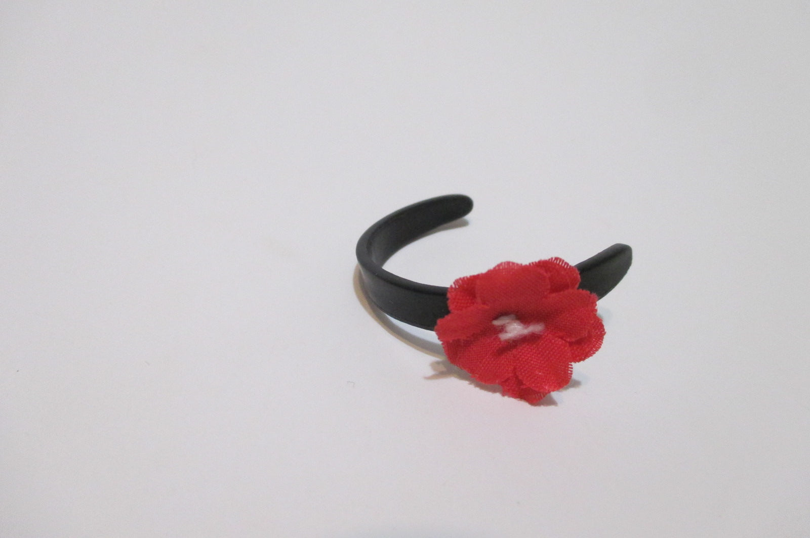 Littlest Pet Shop Black with Red Flower Tiara Accessory Authentic my17k