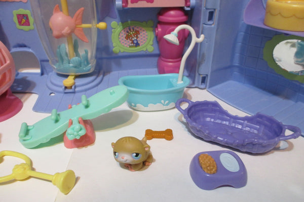 Littlest Pet Shop Lot Lovin Playset Playhouse Dog Hamster Pets And Accessories Set Authentic DEC15J