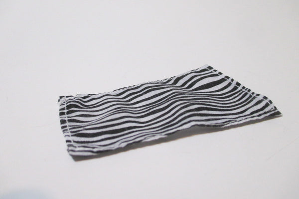 Littlest Pet Shop Black White Beach Clothe Towel Accessory Authentic Lps MAY6J