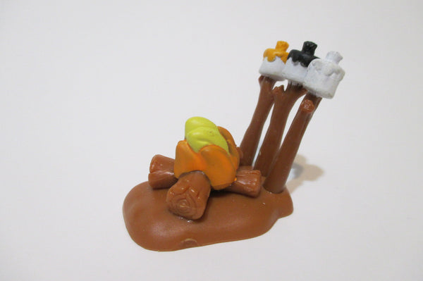 Littlest Pet Shop Rare Camping Marshmallow Accessory LPS Authentic Feb14ni