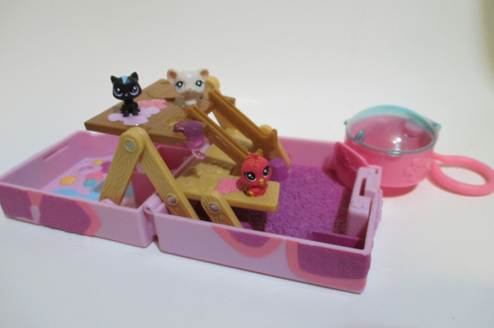 Littlest Pet Shop Pink Purple Tiniest Teeniest Teensies Playset w 3