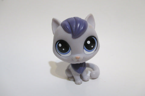 LIKE NEW  Littlest Pet Shop 2-76 Dane Catso Grey Purple Cat Blue Eyes Authentic LPS Nov3ni