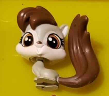 LIKE NEW Littlest Pet Shop Dash McDernutt 3801 Squirrel Authentic LPS Nov21na