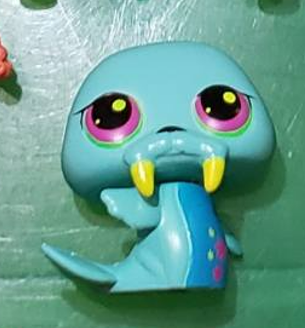 LIKE NEW LITTLEST PET SHOP Gen 7 G7 Walrus 217 Authentic Dec8n