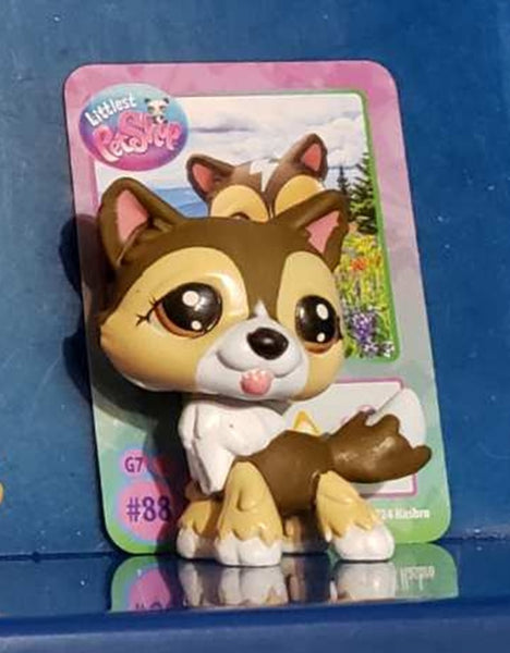 LIKE NEW Littlest Pet Shop Retro Wave 2 G7 Gen 7 Dog Husky Wolf Thunderbolt 88 Sheltie With Card Coin And Accessory Authentic Dec21j