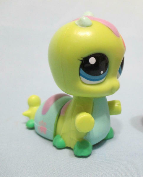 Littlest Pet Shop Walkables #2312 Catapillar BATTERIES NOT INCLUDED Authentic Dec10n