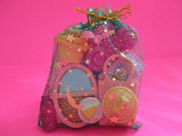 Littlest Pet Shop Random Lot 7 SURPRISE PCS Grocery Shopping Food Accessories SEE VIDEO