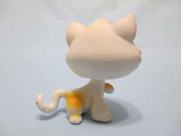 Littlest Pet Shop 52 Tabby Cat Yellow White Paw Up Blue Dot Eyes Authentic Nov25n