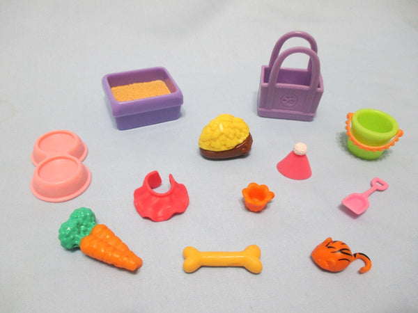 Littlest Pet Shop Random Lot 7 SURPRISE PCS Grocery Shopping Food Accessories SEE VIDEO