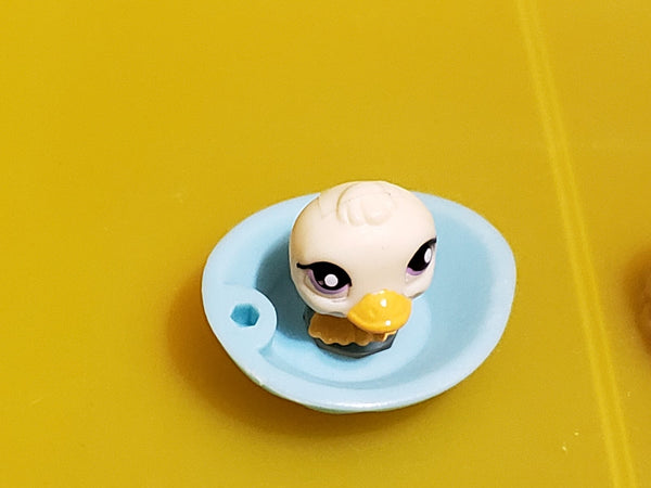 Littlest Pet Shop Rare Teeniest Tiniest Pets Duck w/ Bathtub Accessory Authentic LPS Jan15ni