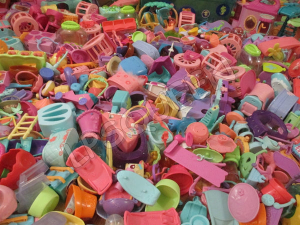 Littlest Pet Shop Lot 8 RANDOM Accessories Grocery, Baskets +1 SURPRISE LPS PET SEE VIDEO