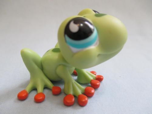 LIKE NEW Littlest Pet Shop 805 Green Spotted Frog W/ Orange Toes Authentic Jan30ni