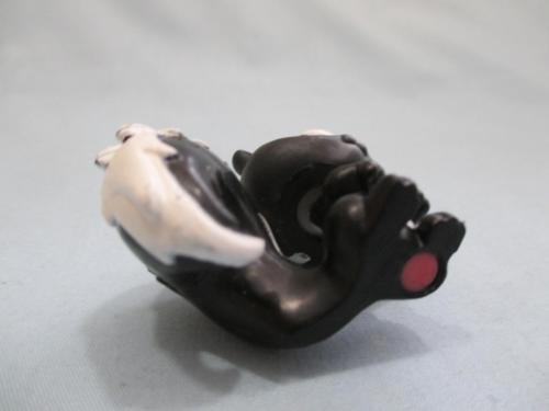 Littlest Pet Shop LPS 85 Squirrel Chipmunk Skunk Black White Authentic LPS Dec8n