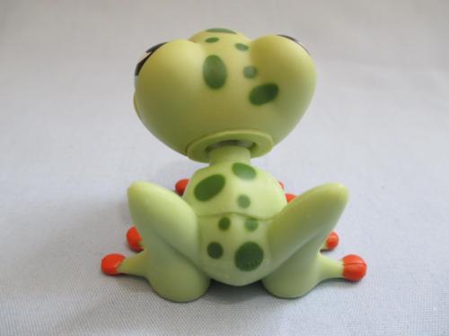 LIKE NEW Littlest Pet Shop 805 Green Spotted Frog W/ Orange Toes Authentic Jan30ni