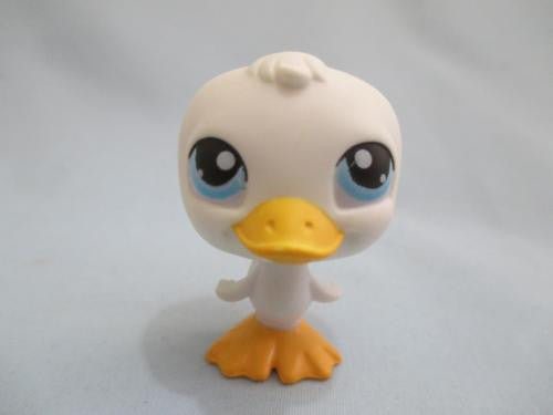 Littlest Pet Shop 108 White Duck with Blue Eyes Baby Duck Duckling Authentic Apr08j