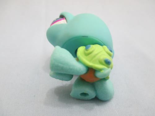 turtle #522 sitting teal green lps