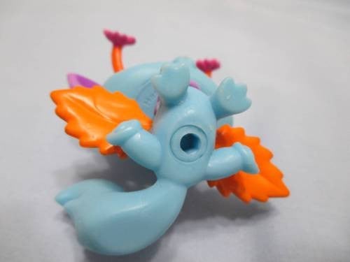 LIKE NEW Littlest Pet Shop 2833 Iris Blue Fairy With Green Eyes Orange Leaf Wings Lps Jan30ni