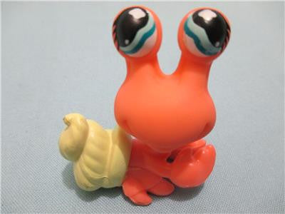LIKE NEW Littlest Pet Shop 929 Pink Hermit Crab Yellow Shell Blue Eyes Authentic Lps Nov28ni