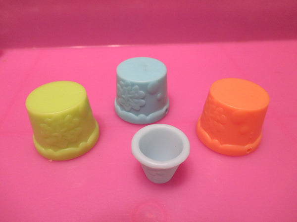 Littlest Pet Shop Magic Magical Disappearing Buckets Trick Show Accessories