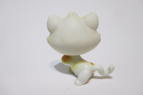 Littlest Pet Shop 52 Tabby Cat Yellow White Paw Up Blue Dot Eyes Authentic Blemished DEC04J