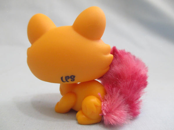 LIKE NEW Littlest Pet Shop Orange Crouching Cat 2576 Fuzzy Tail Authentic Lps JAN05J