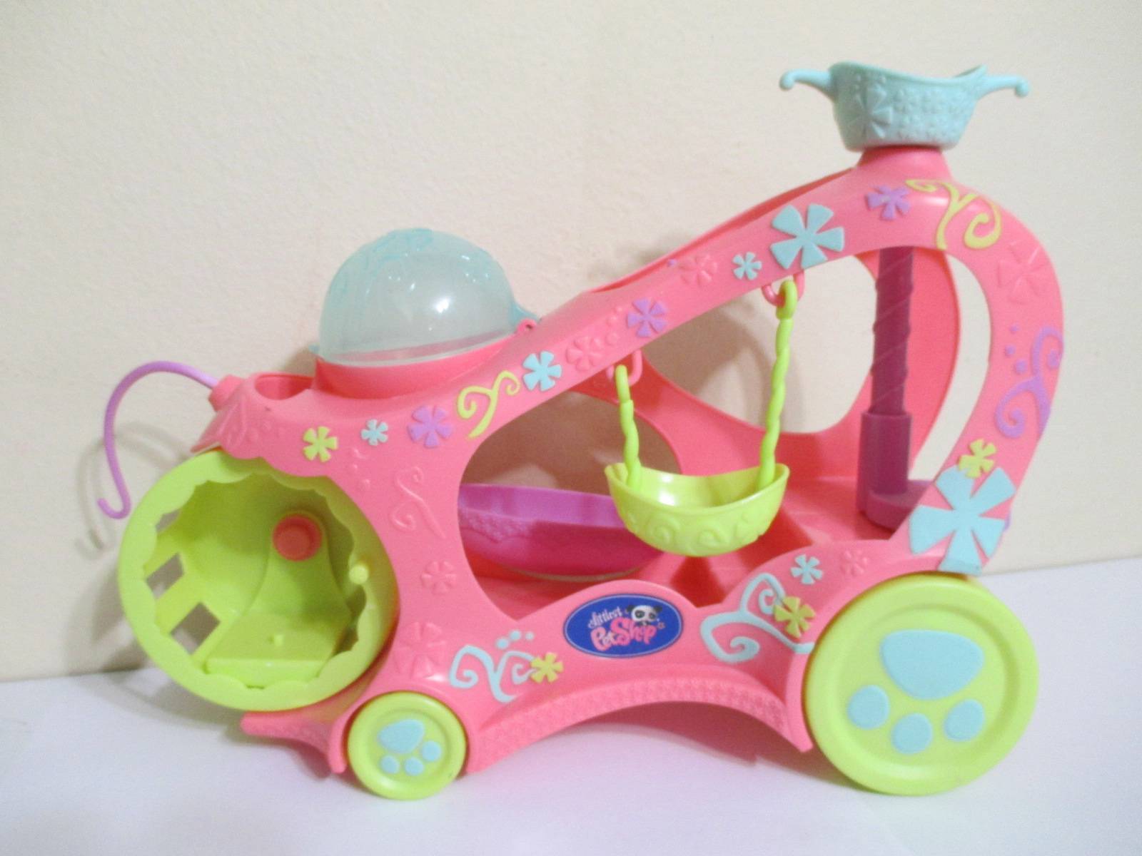 Littlest Pet Shop Car Paw Powered Cruiser Vehicle Playset w Baskets and